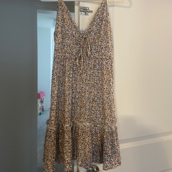 Garage dress - Picture 1 of 1